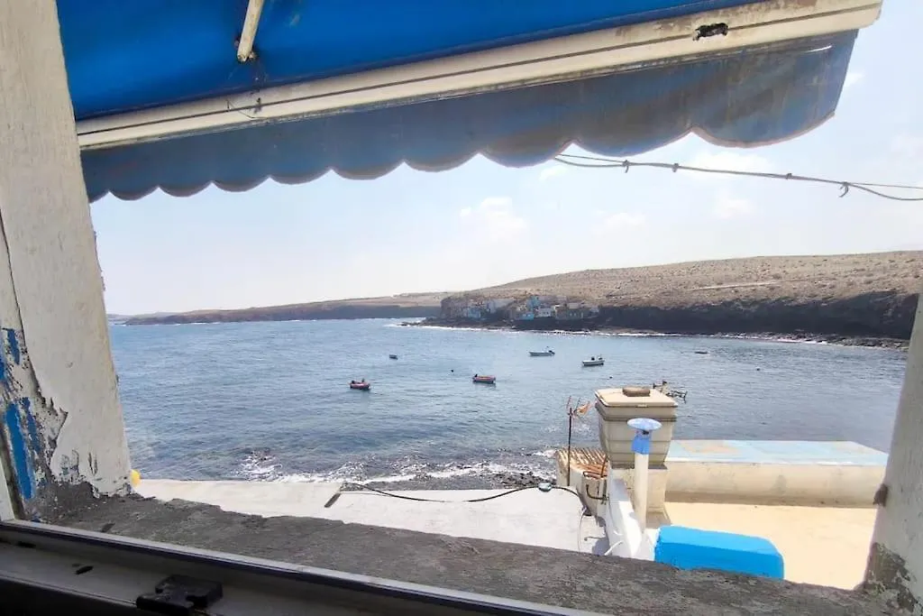טלדה Tufia Cave Beach Home Preciosa Casa Cueva En Frente Del Oceano 0*,  ספרד